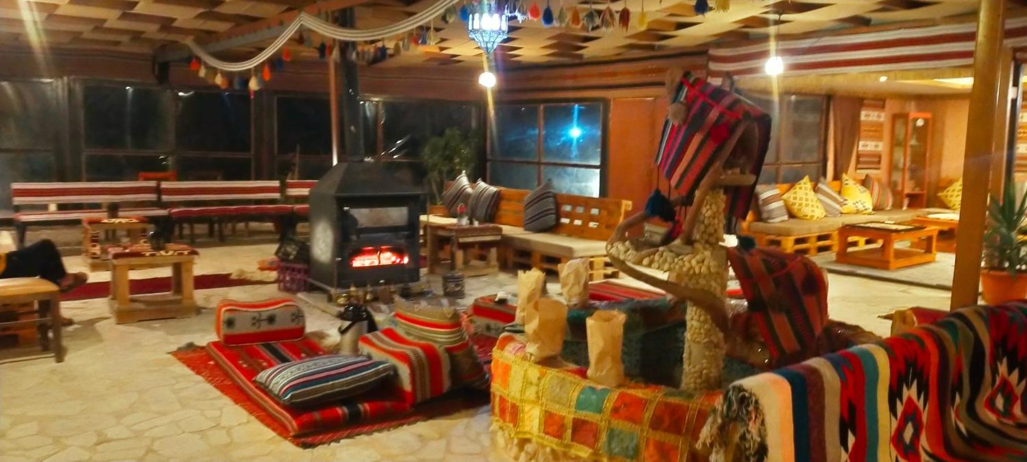 Petra Wassaif Camp Hotel Vádi Músza Kültér fotó